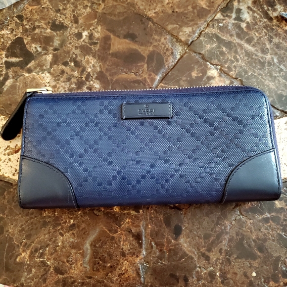 Gucci Hilary Bright Diamante Leather Zip around wallet Navy NWOT - Picture 2 of 9